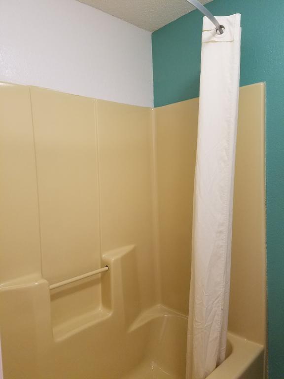 Indy Southwestern Inn-South インディアナポリス エクステリア 写真