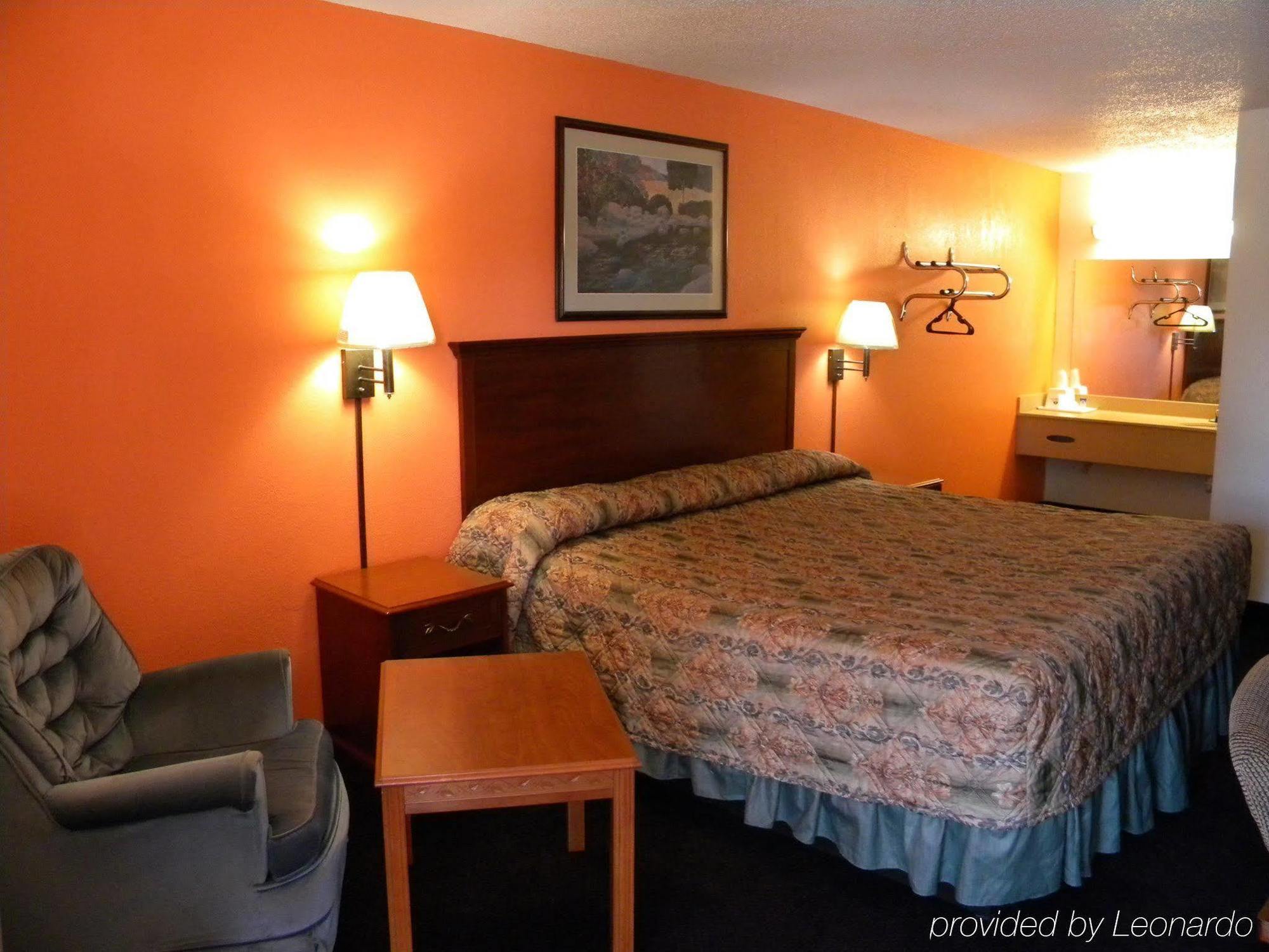 Indy Southwestern Inn-South インディアナポリス 部屋 写真