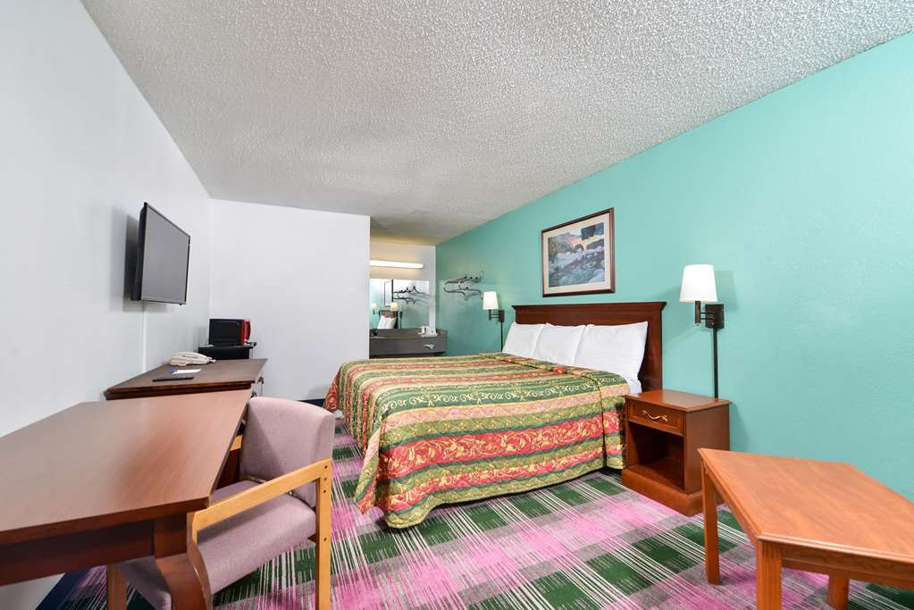 Indy Southwestern Inn-South インディアナポリス 部屋 写真